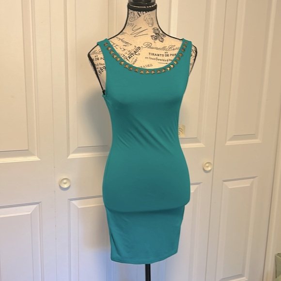 Cross Cross Bodycon Studded Dress - Picture 2 of 3